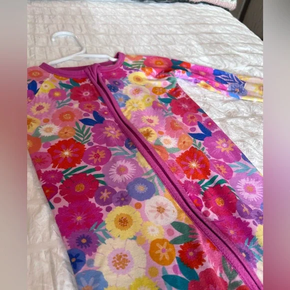 Little Sleepies Rainbow Blooms Zippy Pajamas Size 12-18M GUC - Picture 5 of 8